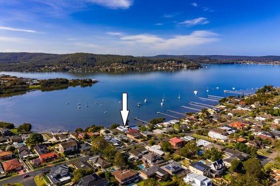 Absolute Waterfront & A Brand New Build 125b Albany Street, Point Frederick